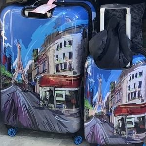 Meet your Posher, Debbie